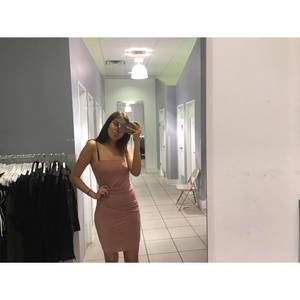 Meet your Posher, Fatima